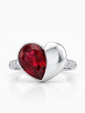 Red Heart Swarovski crystal ring, 925 Sterling Silver Charmed Aroma Valentines